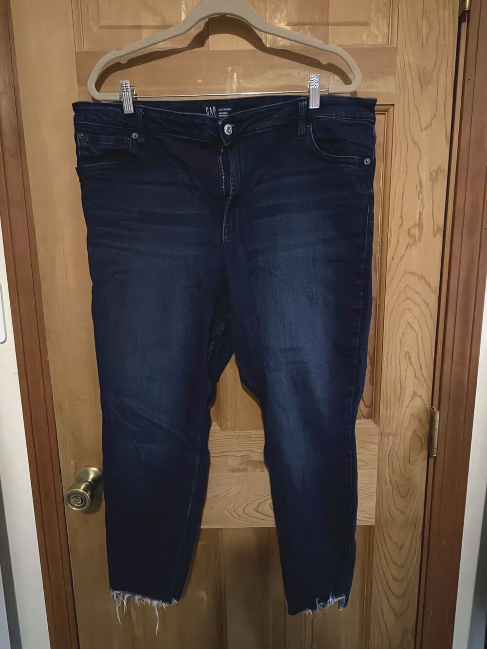 Gap High Rise Universal Legging Jeans with Raw Hem 20 (Short)